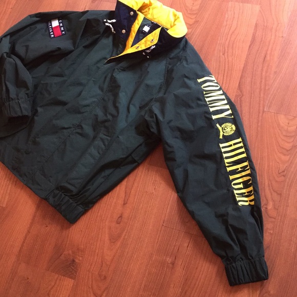 90s Tommy Hilfiger Logo Jacket 🔥Rare🔥price firm - Picture 2 of 8